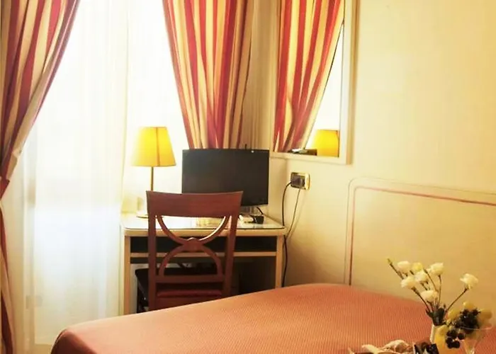 Hotel Rosa 3*