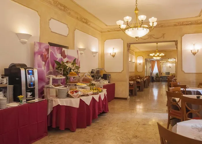 Rosa Hotel 3*